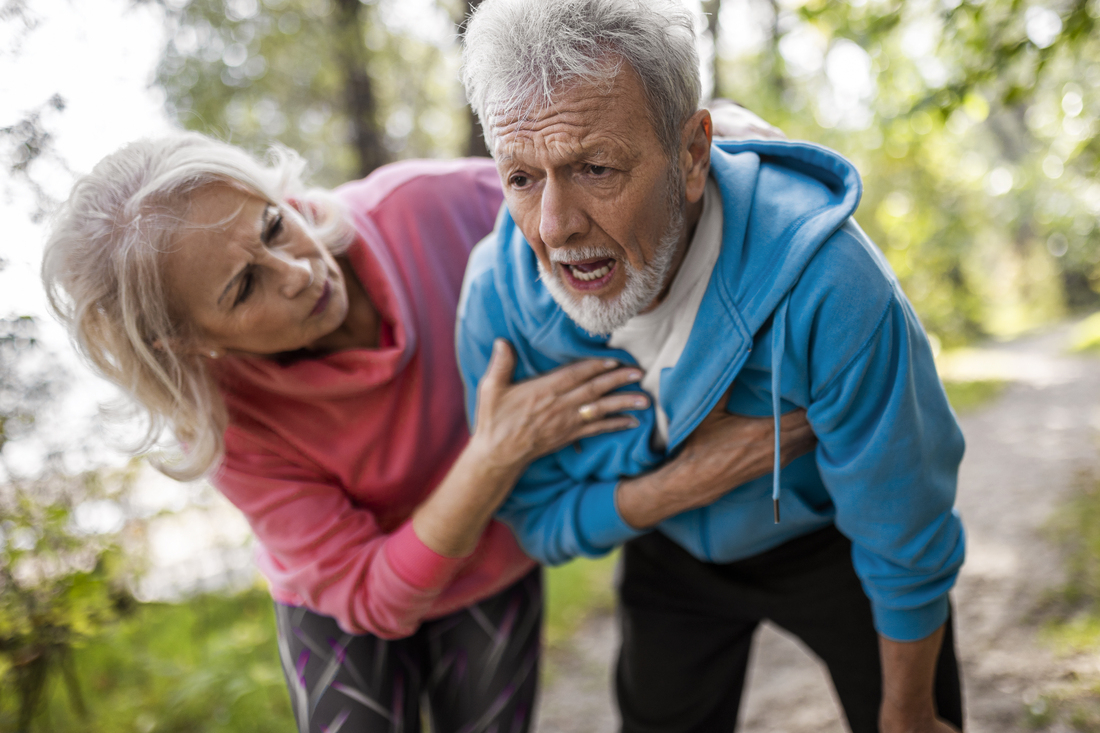 Doctors Are Now Saying Menstrual Cramps Are as Painful 'as a Heart Attack