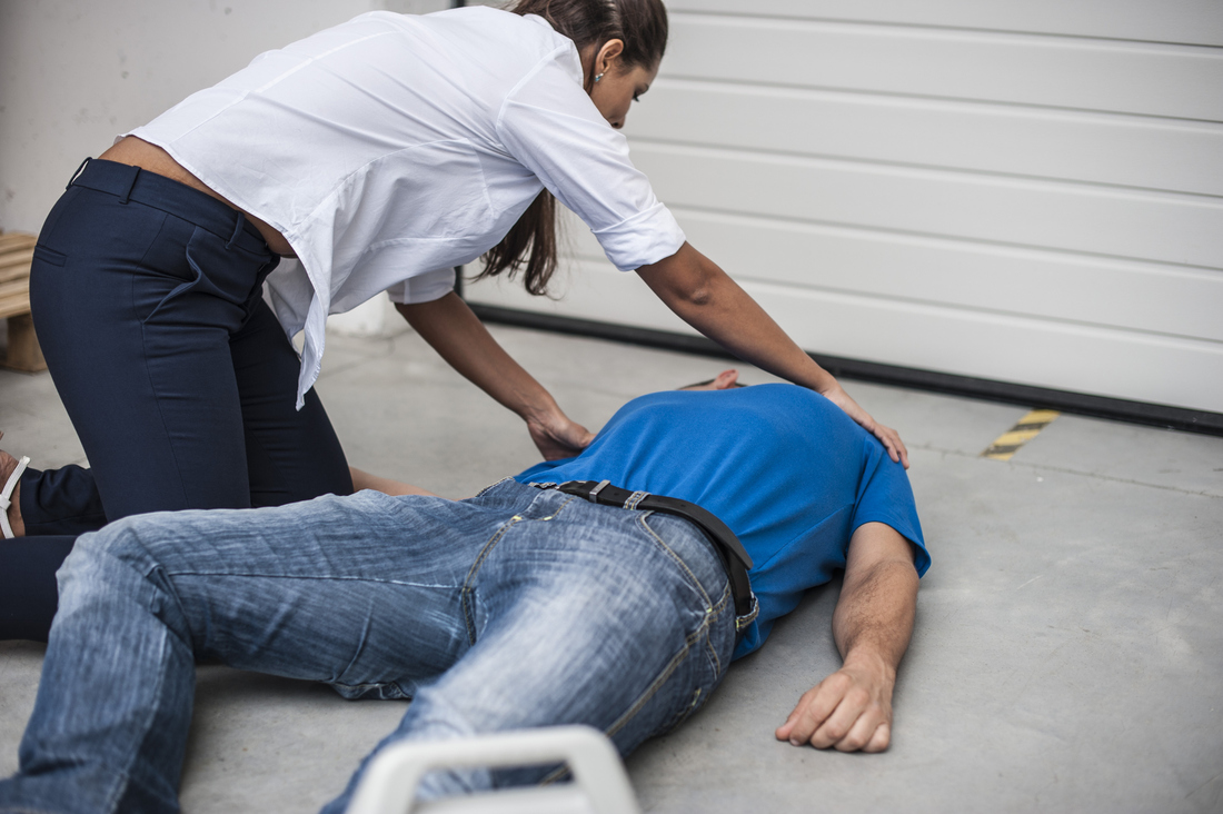 How to Help Someone Who's Having a Seizure